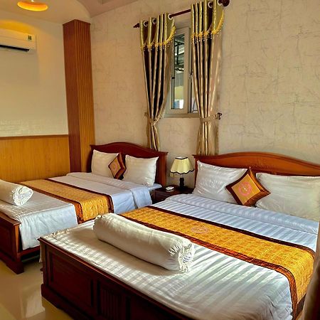 Phuc Hung 2 Hotel Rach Gia Exterior foto