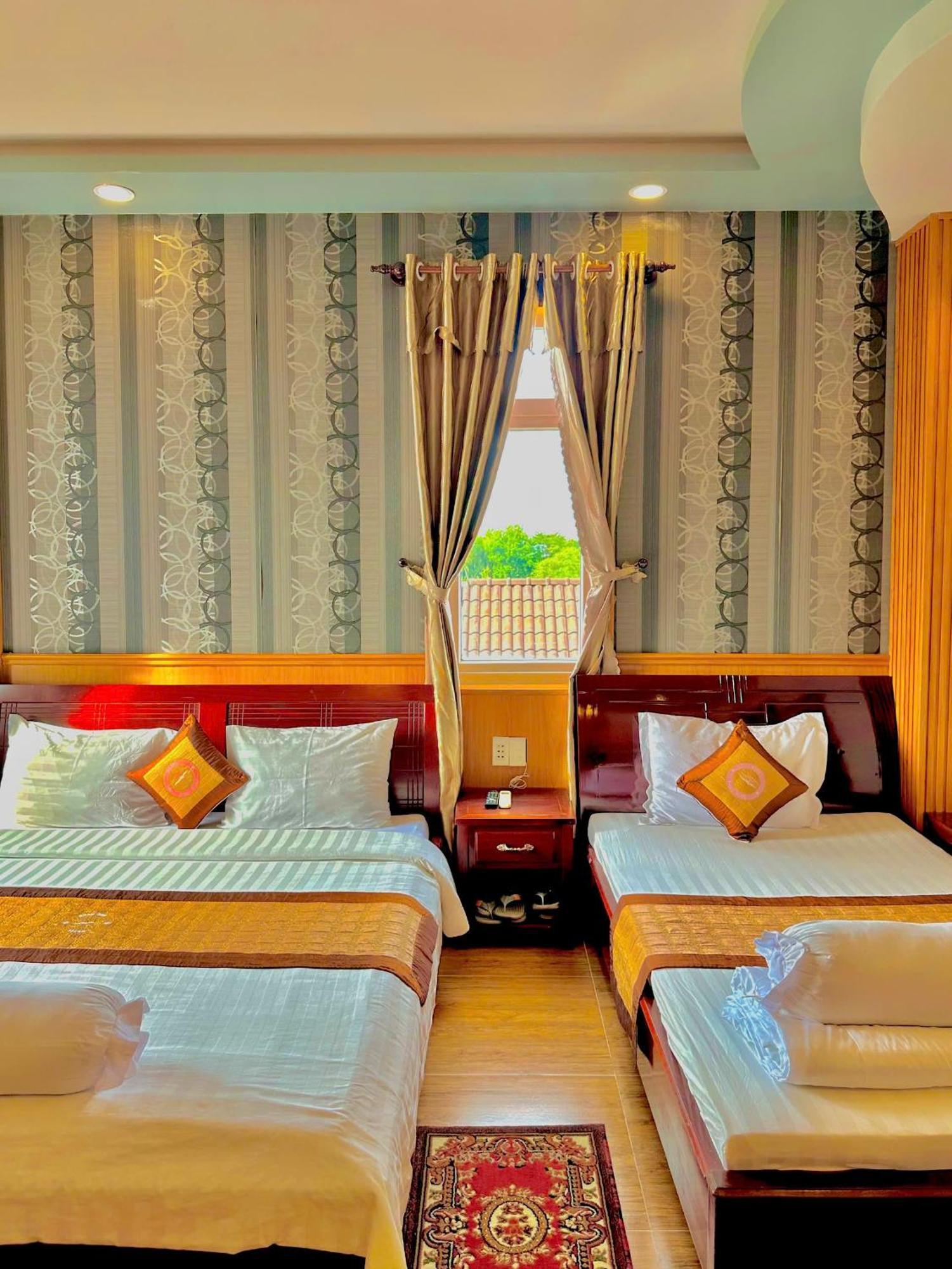 Phuc Hung 2 Hotel Rach Gia Exterior foto
